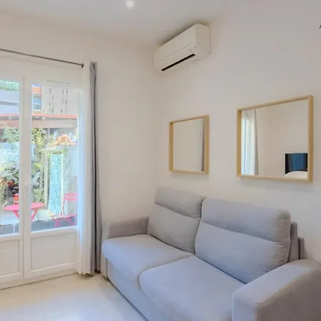 A 2 Min De La Promenade Des Apartman *
